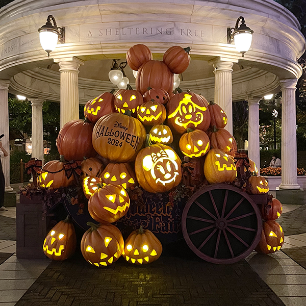 東京ディズニーシーのハロウィーン装飾