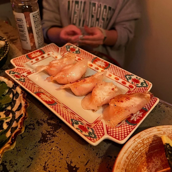 東京・水道橋にある「餃子世界東京」の「海老焼き餃子」