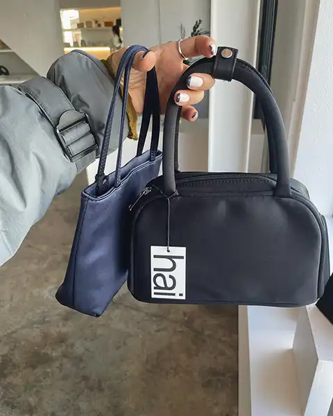 「hai（ハイ）」の「Dakota Bag」