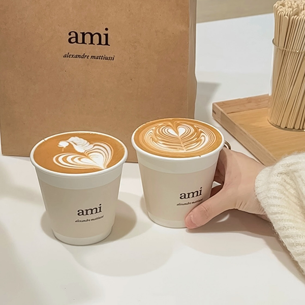 表参道にオープンした「AMI表参道 CAFE＆amp;POP-UP」のカフェメニュー