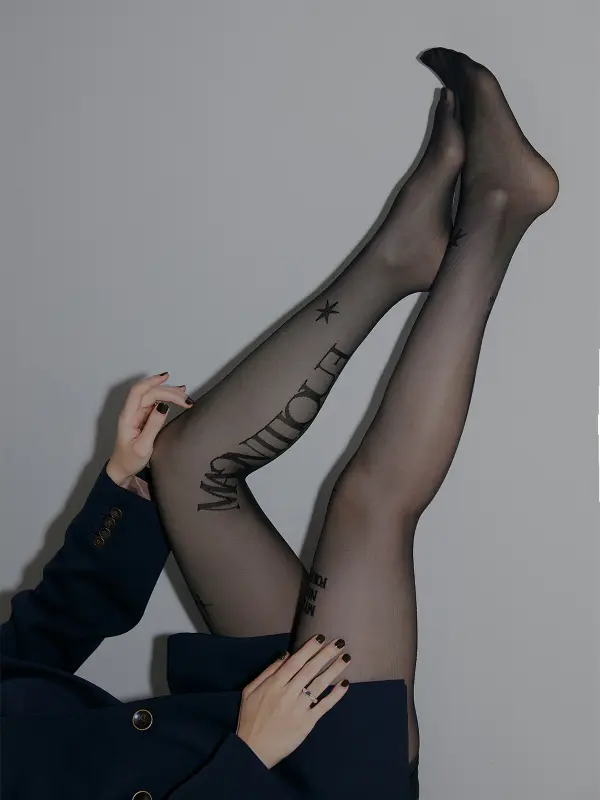 アメリとタビオのコラボタイツ MAGNITIQUE TATOO TIGHTS