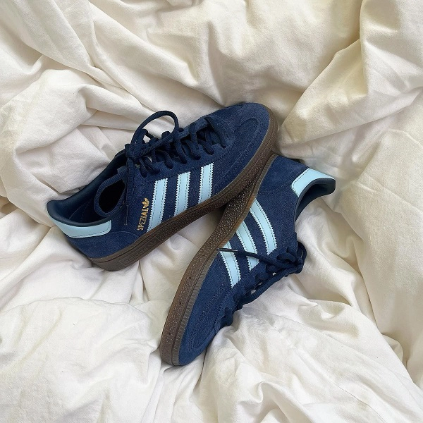 adidas（アディダス）の「HANDBALL SPEZIAL」