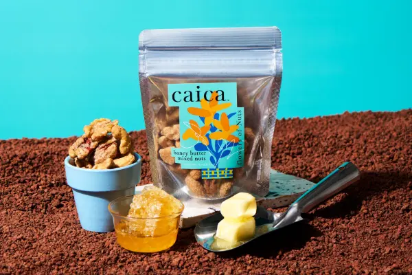 ナッツ菓子専門店「caica（カイカ）」の新シリーズ「そのままナッツ」の第1弾『ハニーバターミックスナッツ』