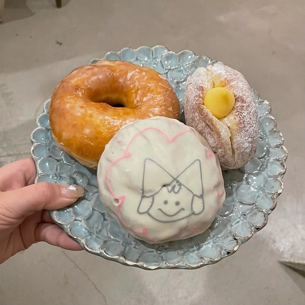 福岡・博多にある「OLGA LE BON BON DONUTS 福岡店」のドーナツ