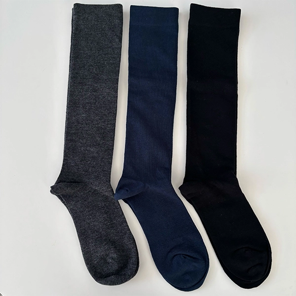 着圧ソックス「SKINNY SOCKS（スキニーソックス）」の【ハード着圧】ハイソックスのカラーラインナップ