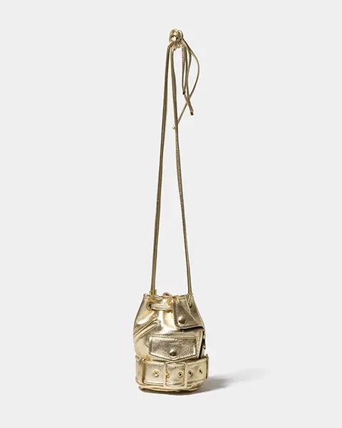 ファッションブランド「beautiful people（ビューティフルピープル）」の「riders mini drawstring bag」限定カラー『gold』