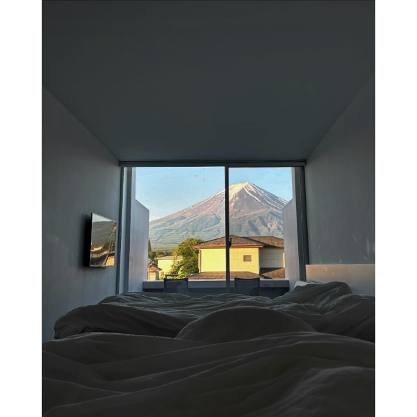 山梨・南都留郡にある「THE GARDEN Mt. Fuji Resort & Condominium」の内観