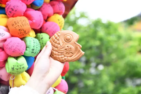 京都・嵐山エリアのたい焼き専門店「まめものとたい焼き」のフォルムがかわいい「つぶあんたい焼き」