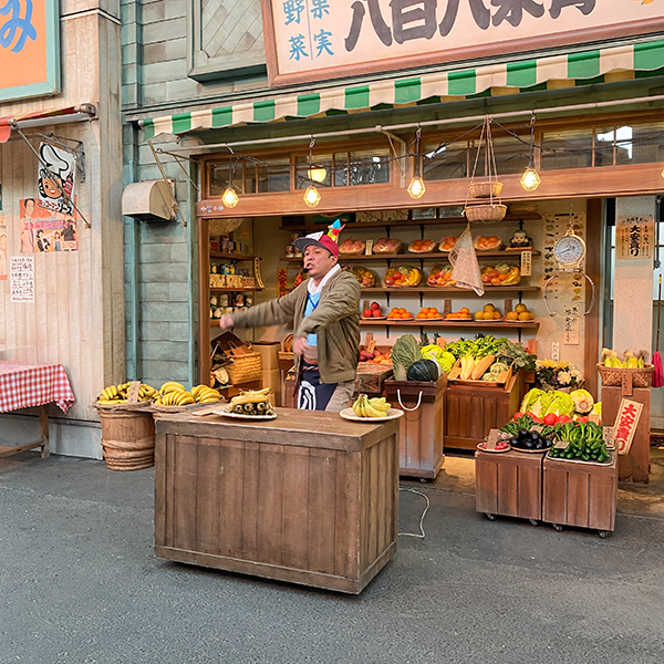 埼玉「西武園ゆうえんち」の「夕日の丘商店街」