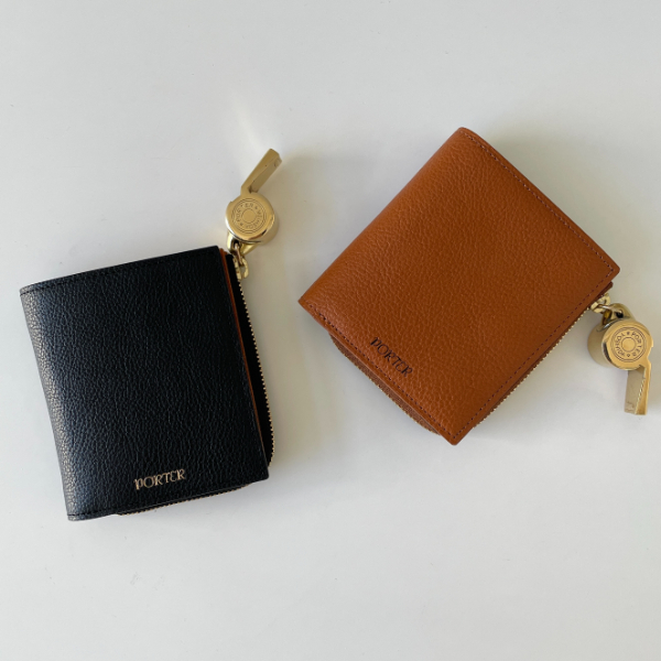 「PORTER（ポーター）」のウォレットシリーズ『TONE（トーン）』の「TINY PURSE」（税込4万1800円）