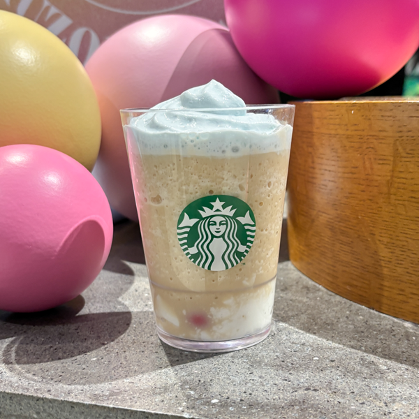 スターバックスの「春空 ミルクコーヒー フラペチーノ」