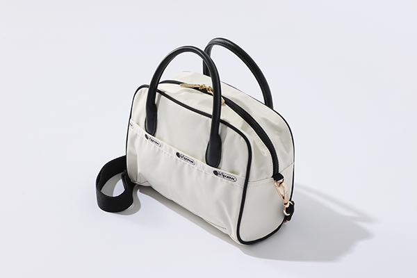 【画像】LeSportsacの「Square TH Crossbody」