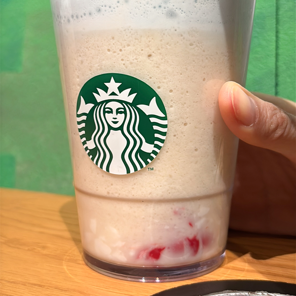 スターバックスの「春空 ミルクコーヒー フラペチーノ」