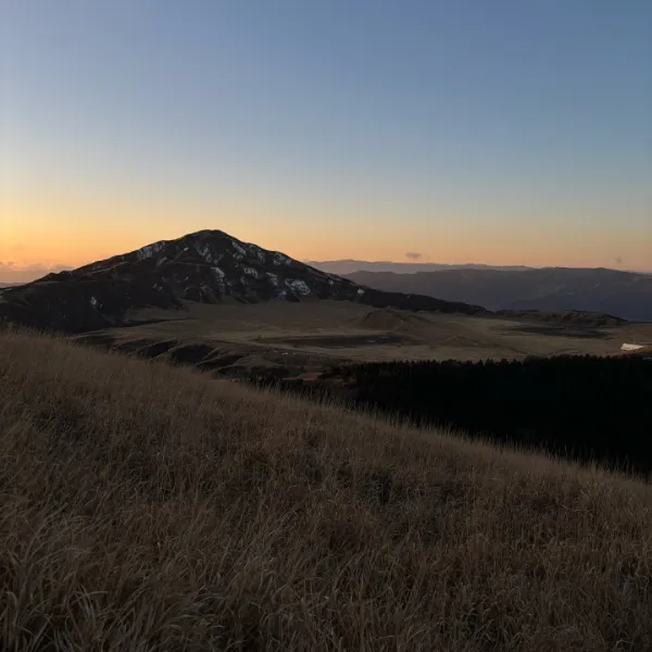 熊本の「杵島岳（きしまだけ）」の山頂からの風景